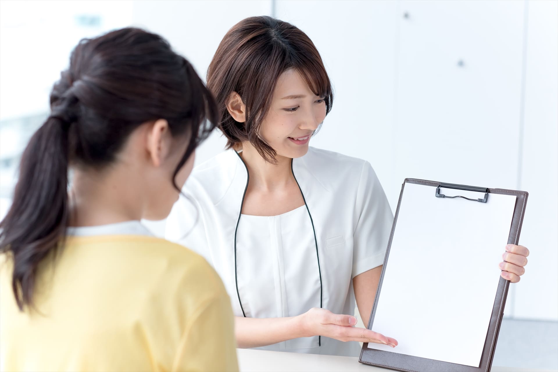 心身をリラックスさせて眠りの質を向上させる方法を丁寧にご提案